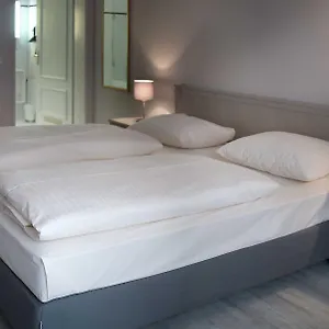 hotel-deutsches-theater-munich.getmunichhotels.com/
